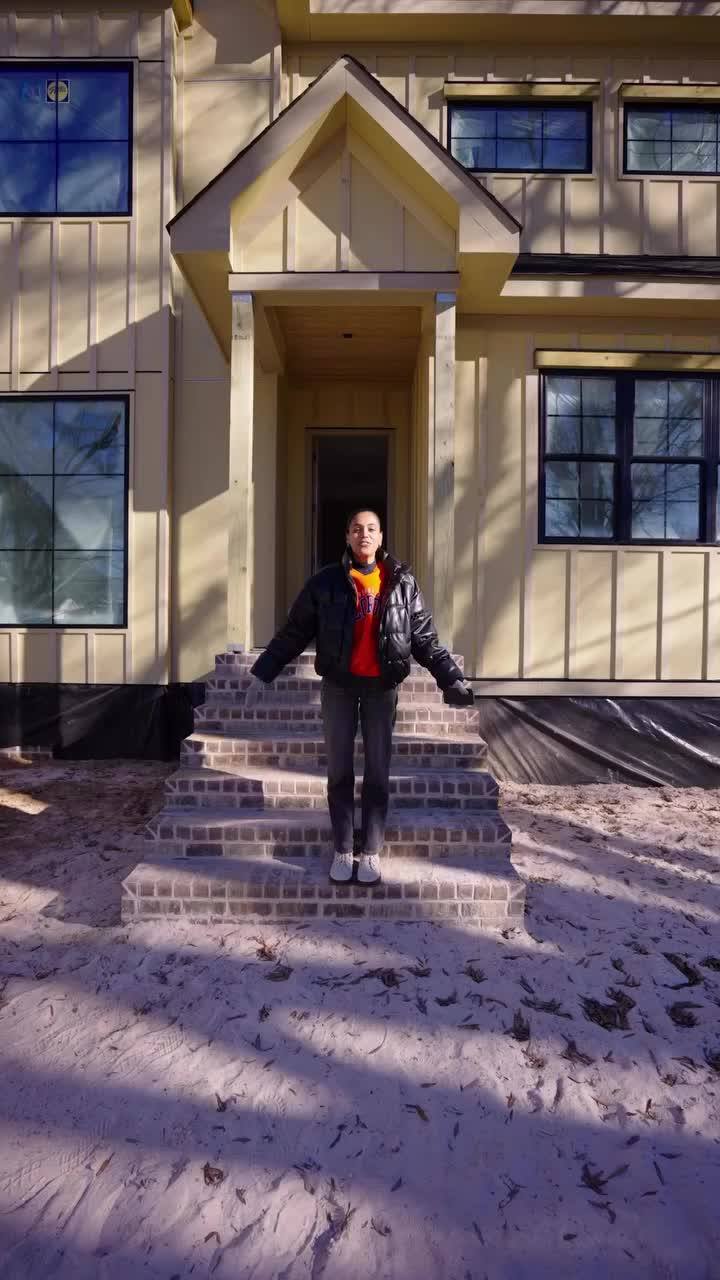 Video post from qc.builders.