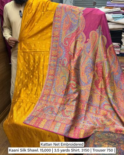 Carousel post from akbar_fabrics_.