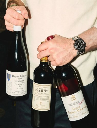 Photo post from clubdvin.