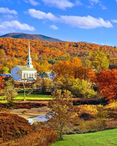 Carousel post from taucktravel.