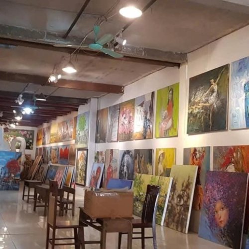 Carousel post from dc.artgallery.