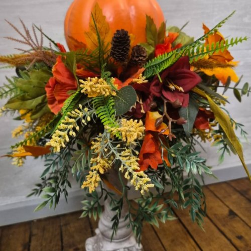 Carousel post from niftygiftynorfolk.