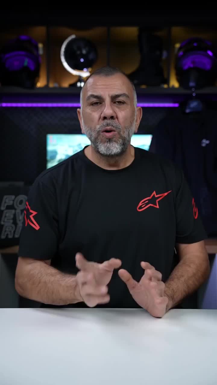 Video post from motomax.