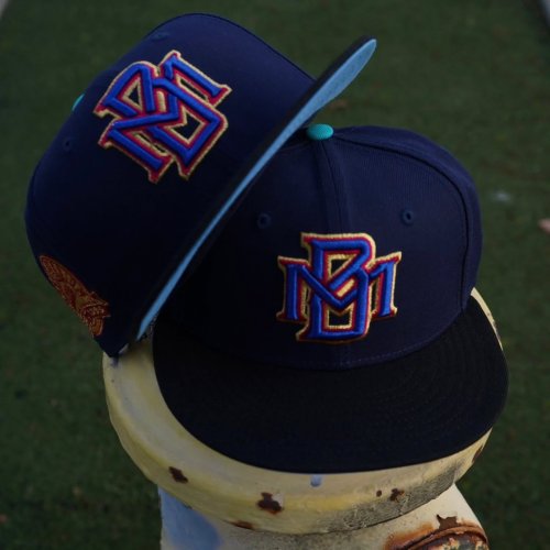 Carousel post from exclusive.fitted.