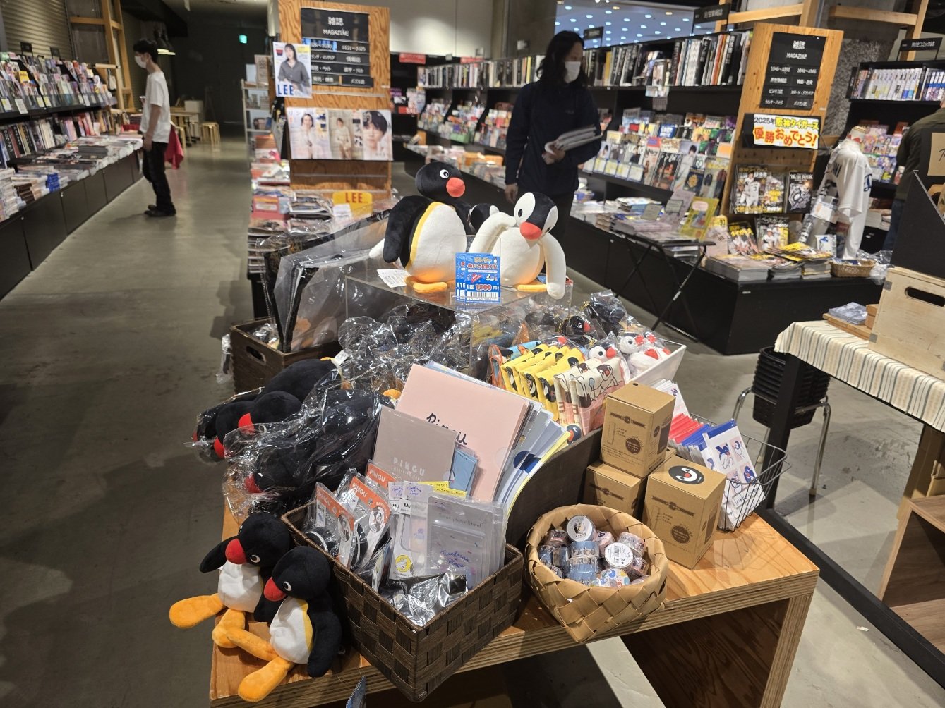 Carousel post from pingu_jp.