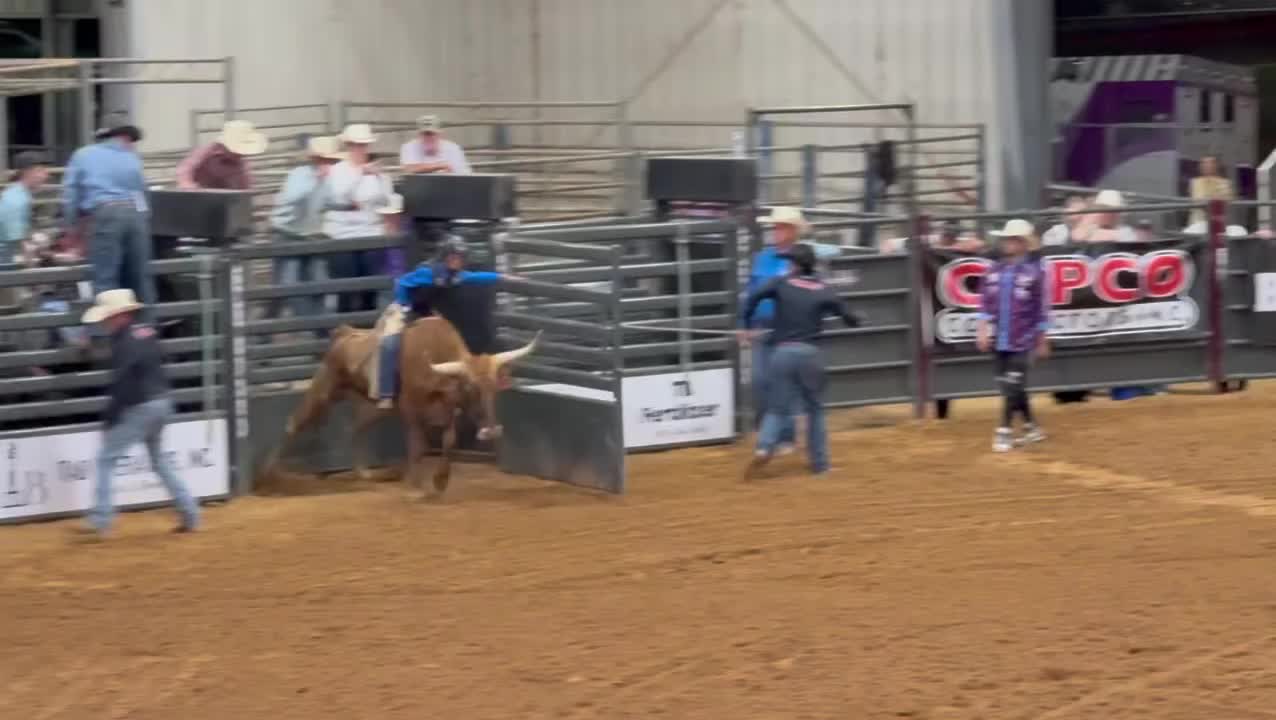 Carousel post from reddirthatco.