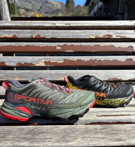 Carousel post from almareafootwear.