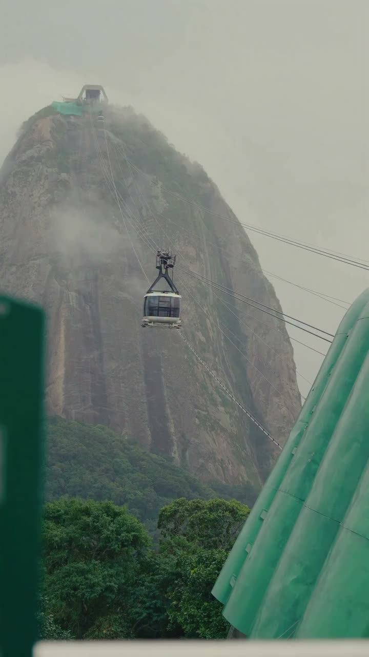 Video post from liveoficial.