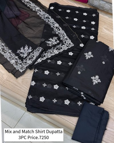 Carousel post from akbar_fabrics_.