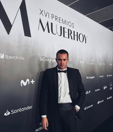 Photo post from trajes_guzman.