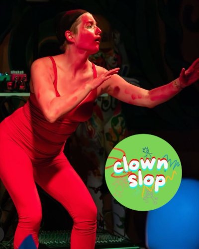 Carousel post from denfringe.