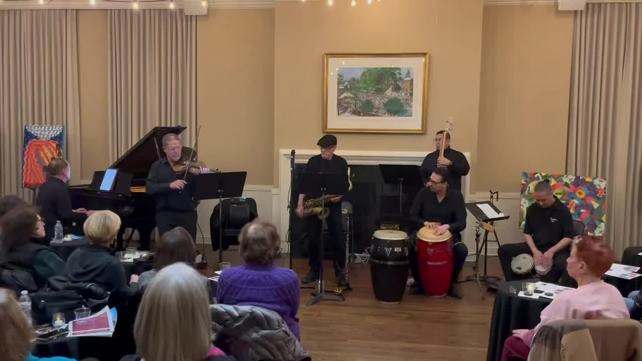 Carousel post from gortoncenterlf.