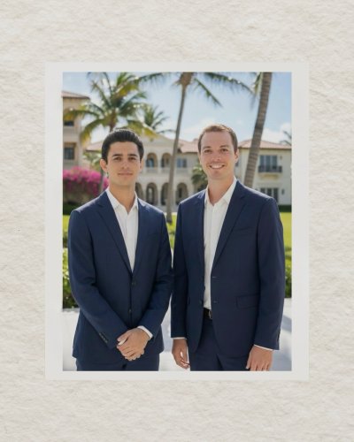 Carousel post from djandlindsey.