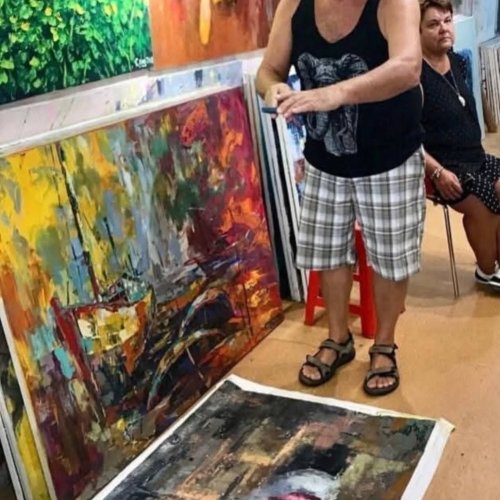 Carousel post from dc.artgallery.