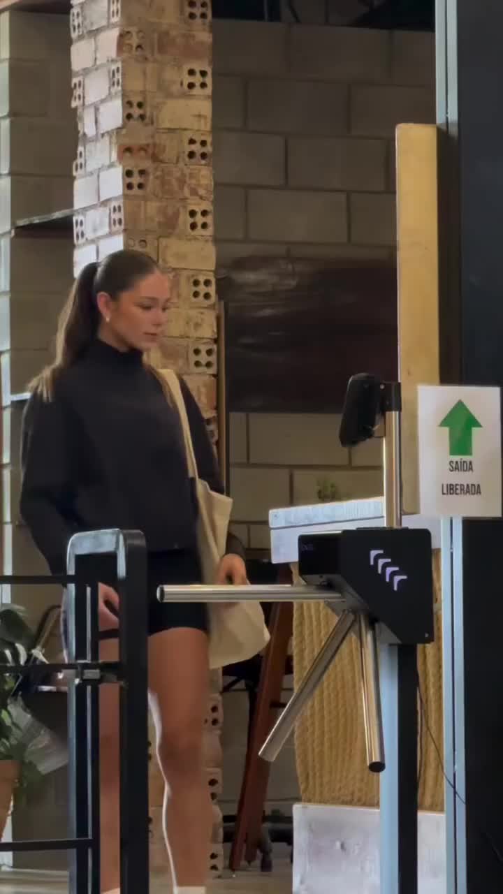 Video post from liveoficial.