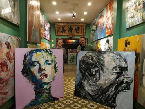 Carousel post from dc.artgallery.