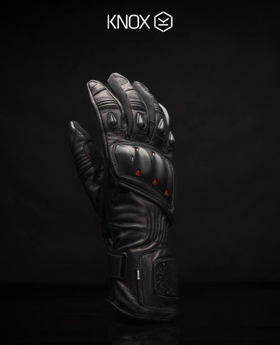 Photo post from motomax.