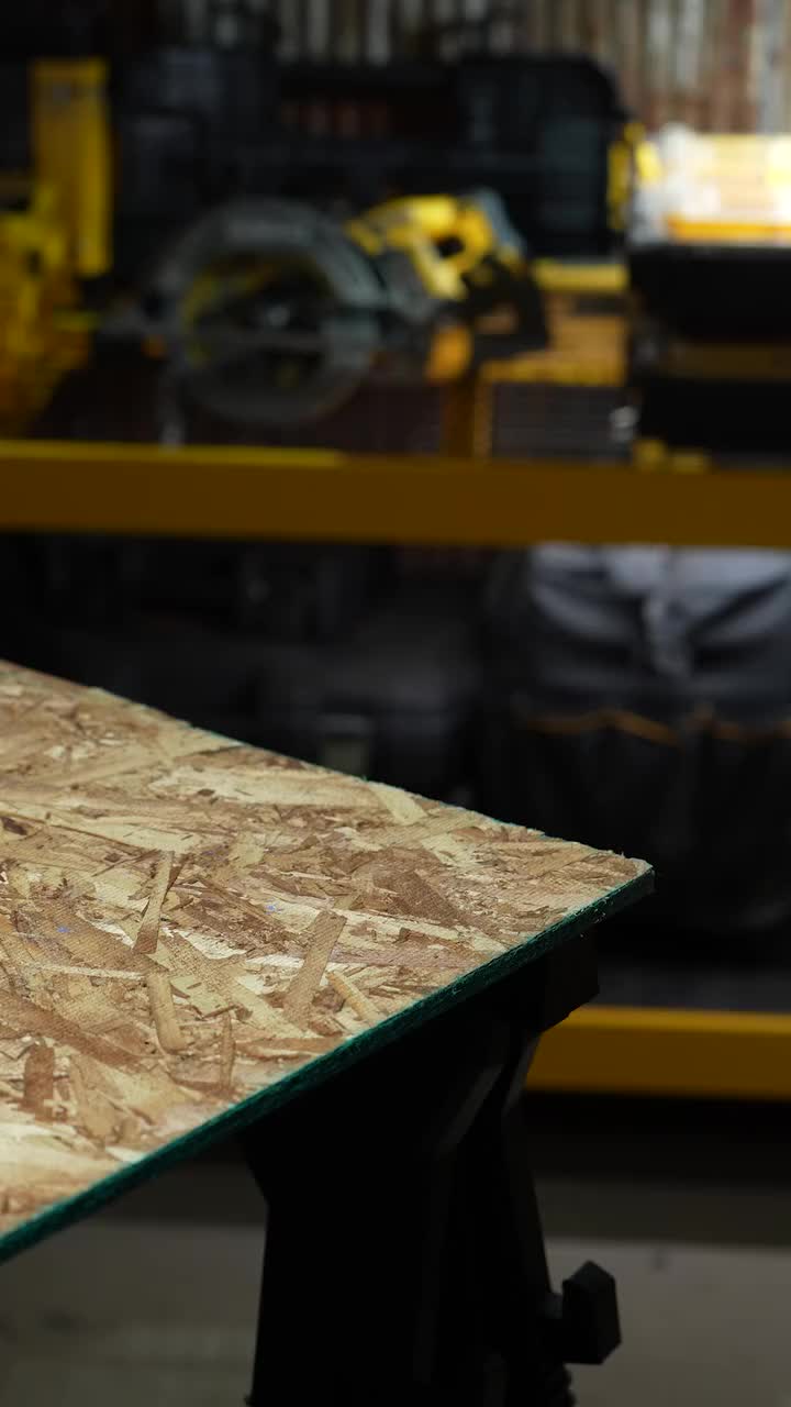 Video post from dewalttough.