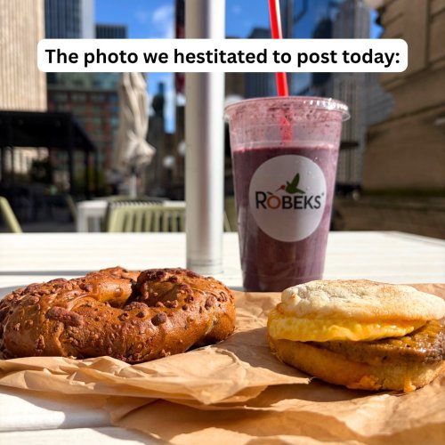 Carousel post from robeks.