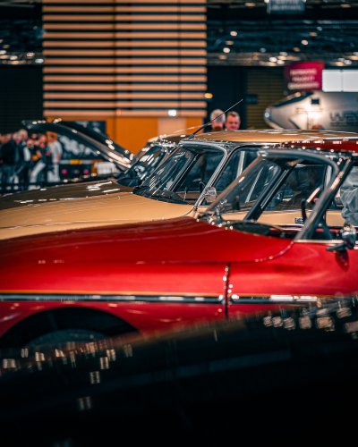 Carousel post from salonautolyon.