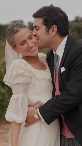 Video post from trajes_guzman.