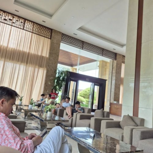 Carousel post from dc.artgallery.