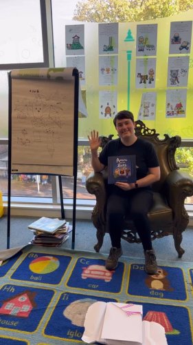 Video post from emmaillustrate.