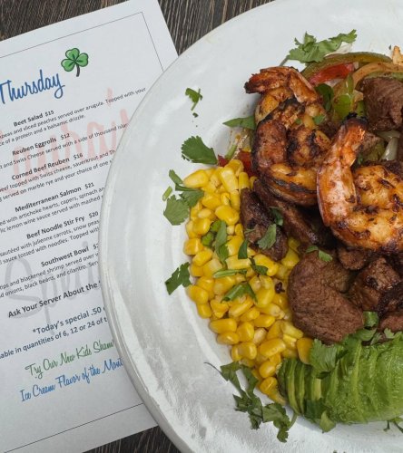 Photo post from laurasbarandgrill.