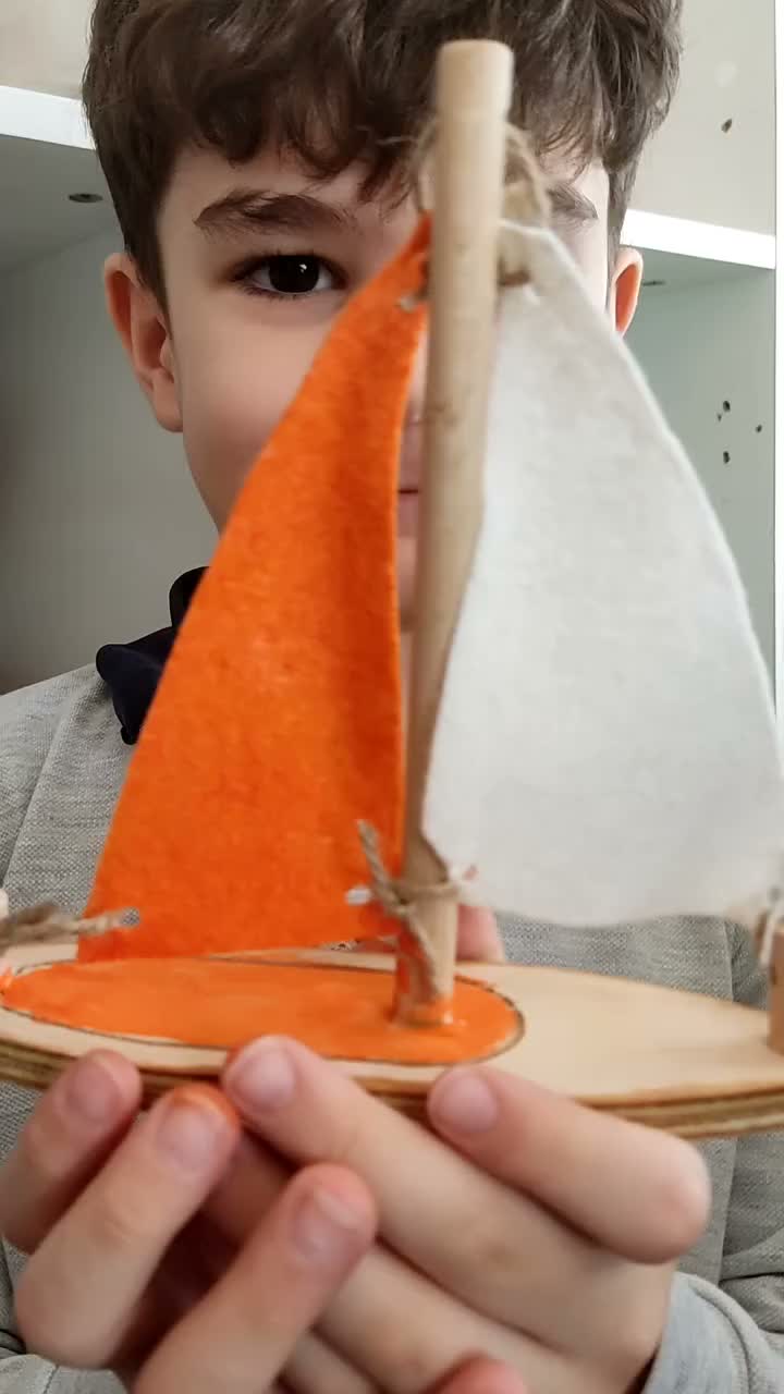 Video post from tobycomtr.