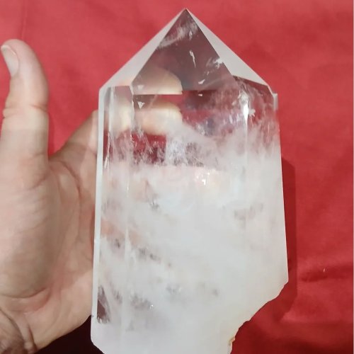 Carousel post from lemondemagiquedescristaux.