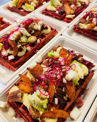 Carousel post from miditreizepontarlier.