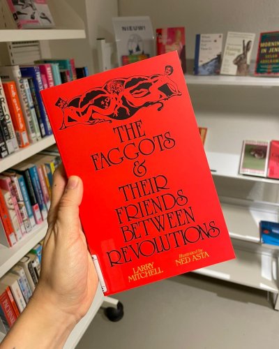 Carousel post from bibliotheeksintgillis.