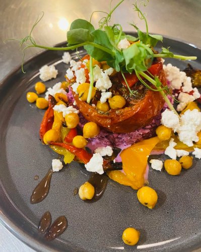 Photo post from miditreizepontarlier.