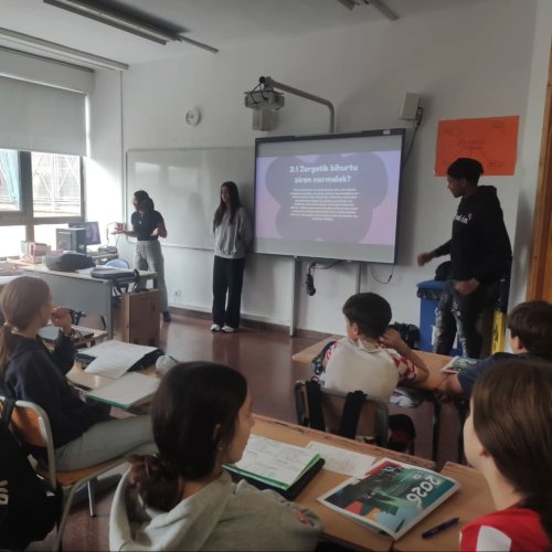 Carousel post from ellacuriazurbaranbhi.