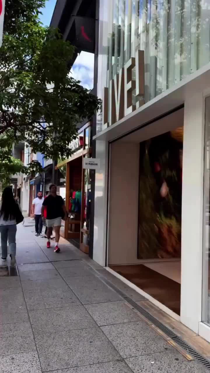 Video post from liveoficial.