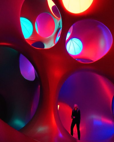 Carousel post from bramleynewspaper.