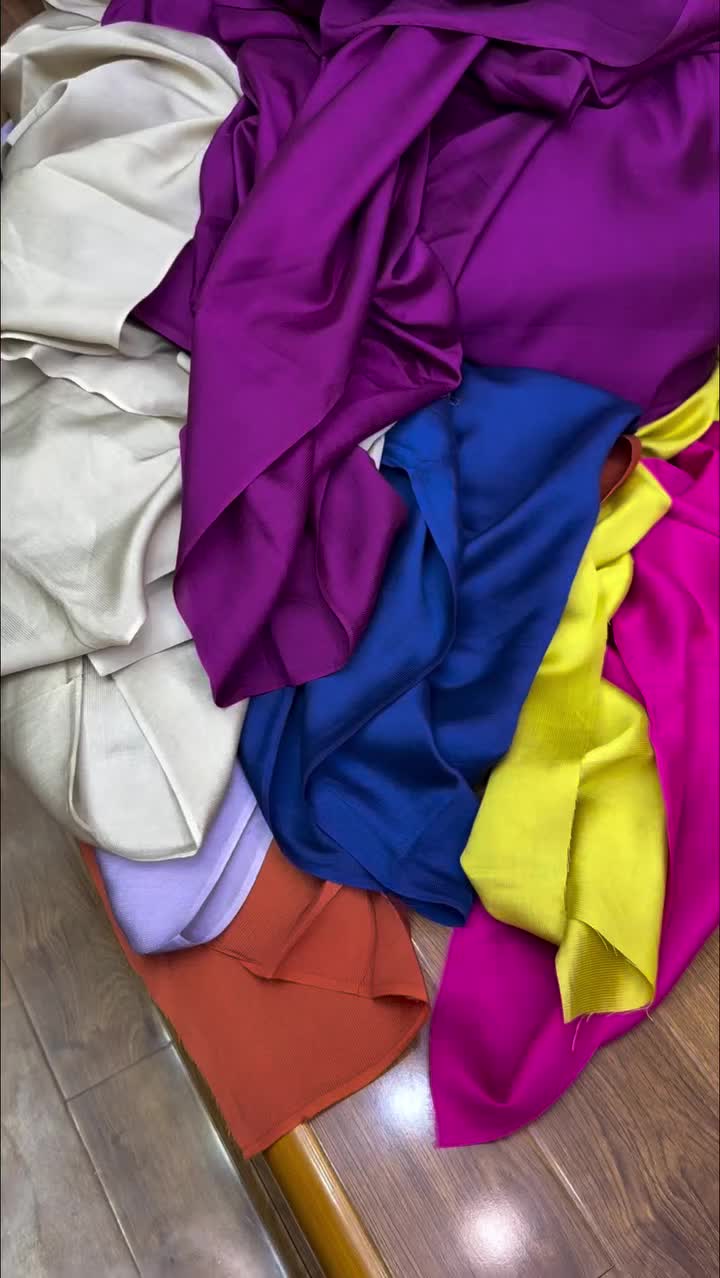 Video post from akbar_fabrics_.