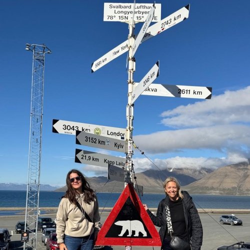 Carousel post from bramleynewspaper.