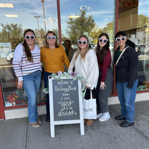 Photo post from thecurvybridenj.