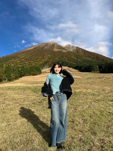 Carousel post from masumizutenkuu.