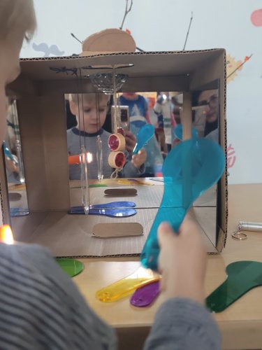 Carousel post from gortoncenterlf.