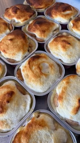 Video post from famous_creations_catering.