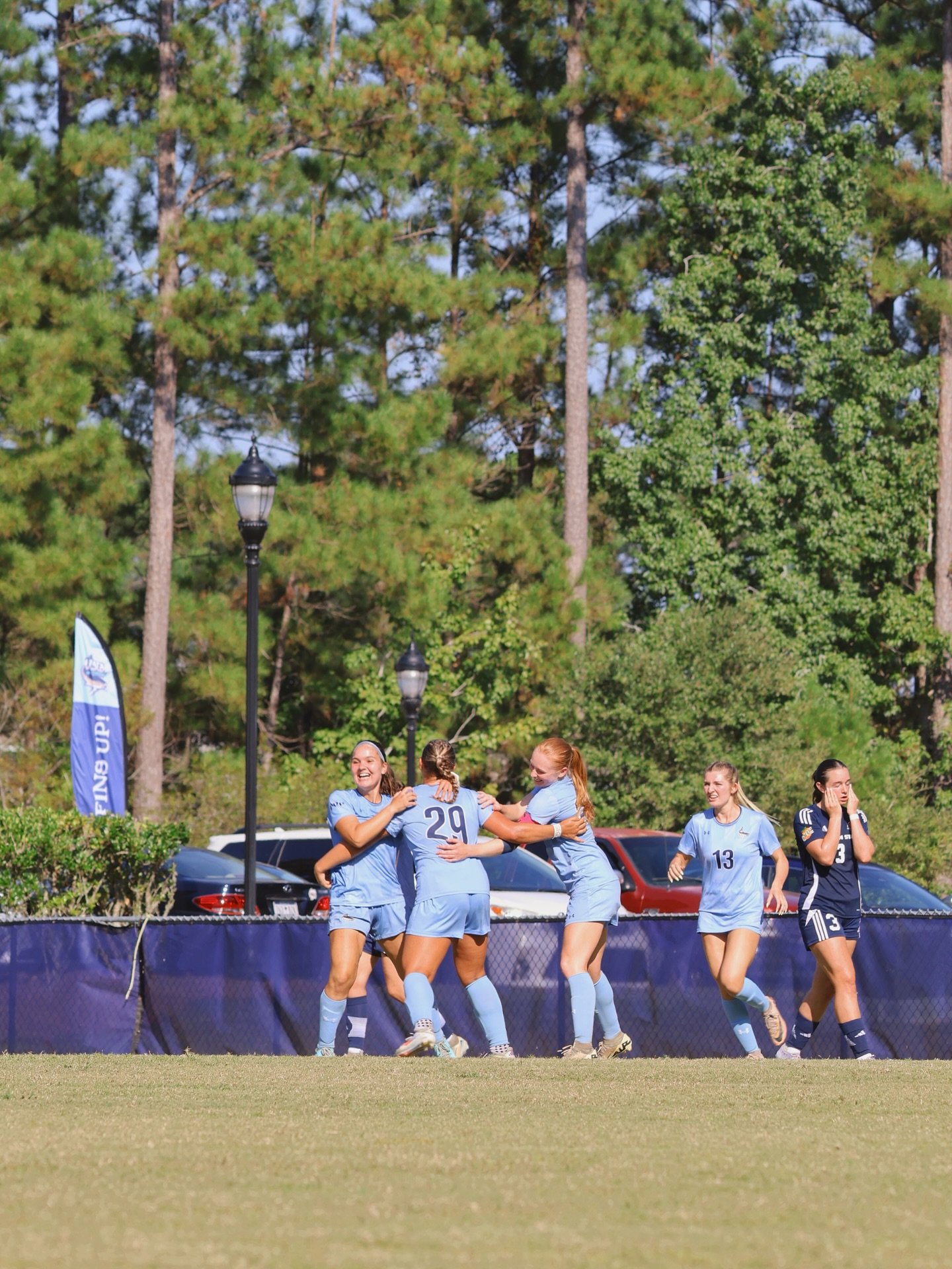 Carousel post from uscbsandsharks.