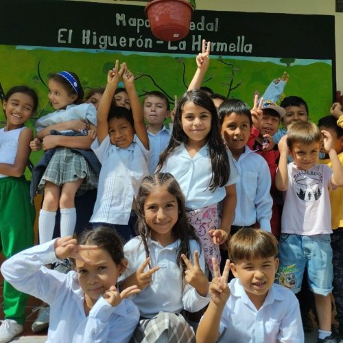 Carousel post from saeslions.