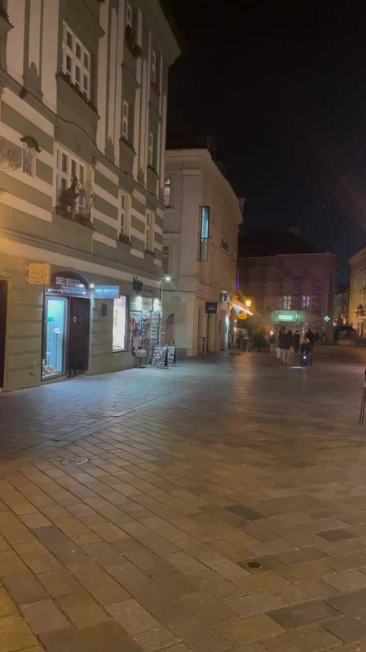 Video post from naccifurfashion.