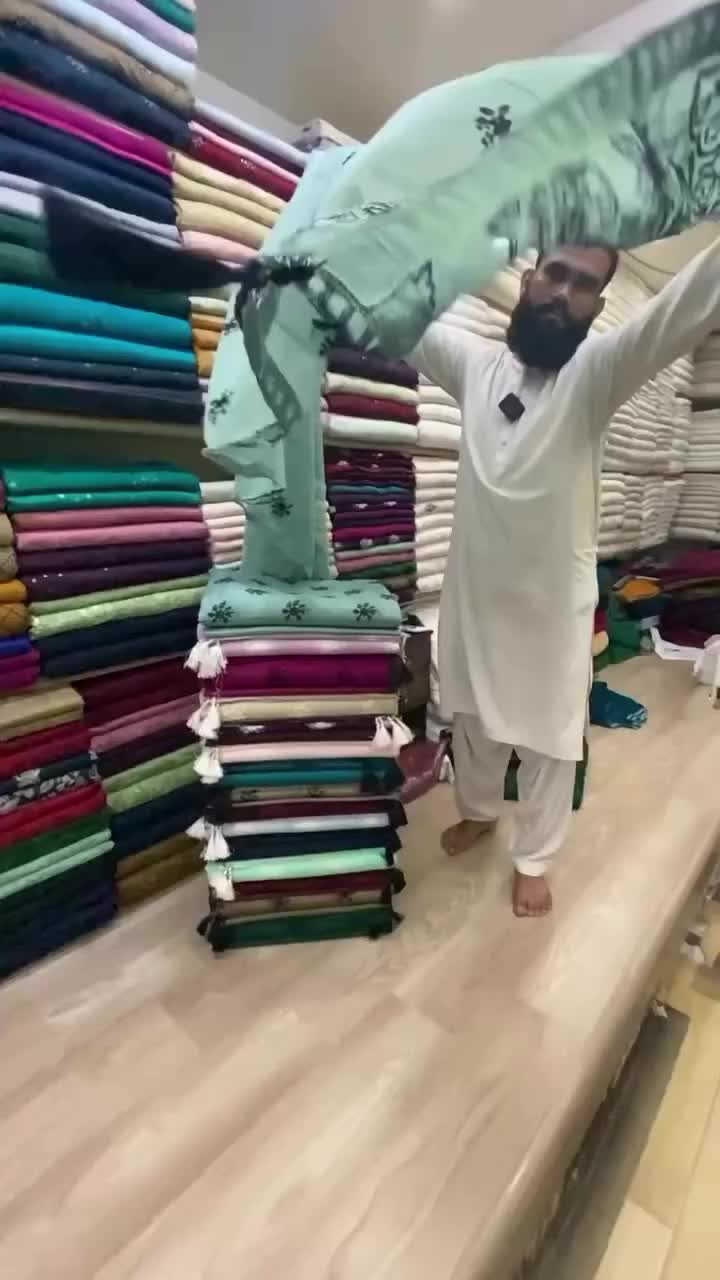 Video post from akbar_fabrics_.