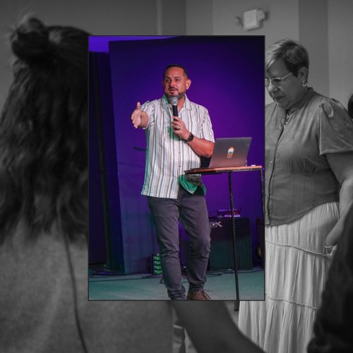 Carousel post from iglesiatheopolis.