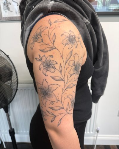 Photo post from lovetattoossandhurst.