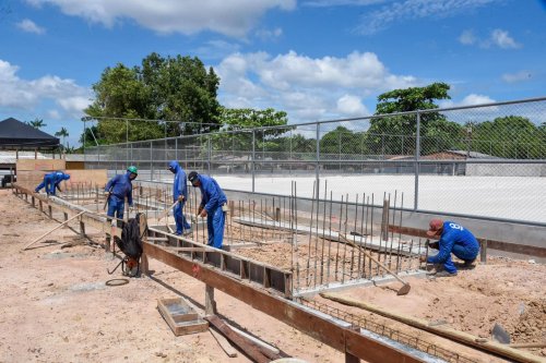 Carousel post from ananindeuapma.