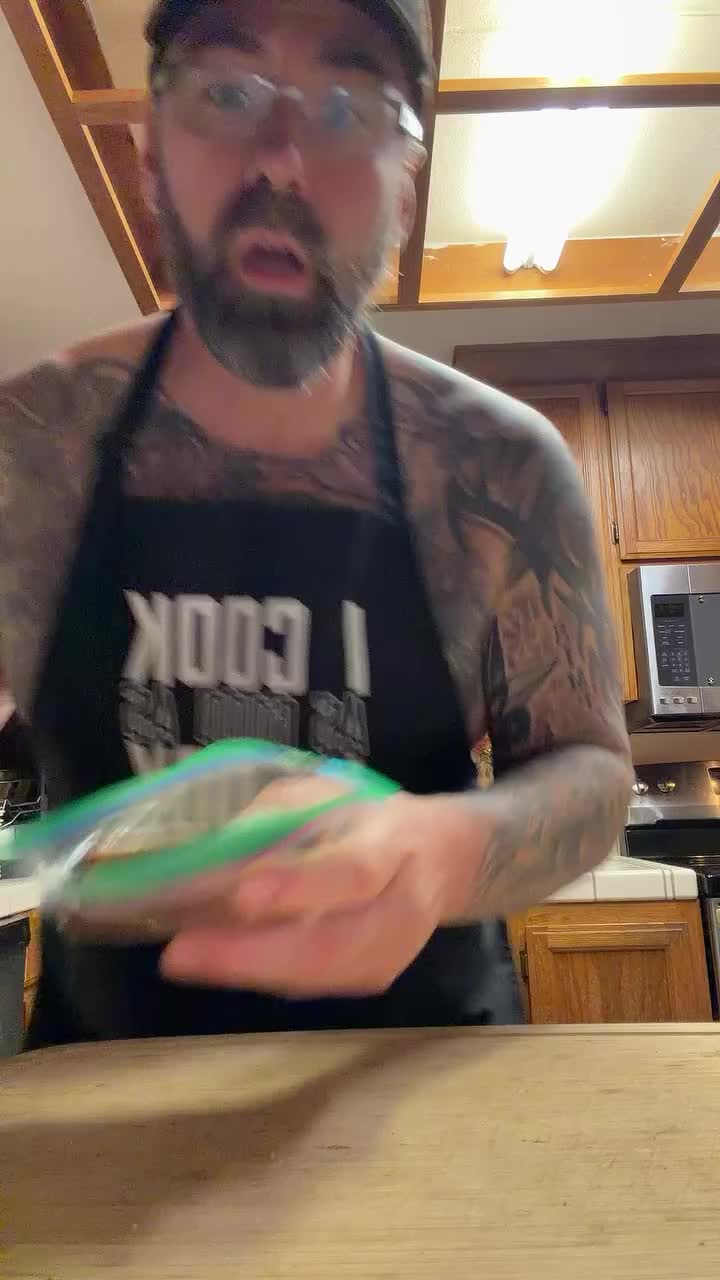 Video post from famous_creations_catering.